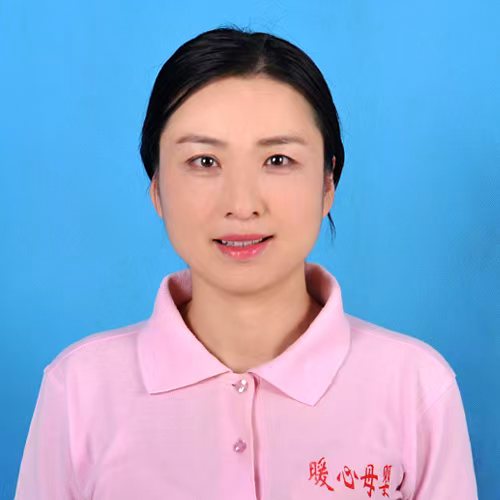 服务明星月嫂——李春霞